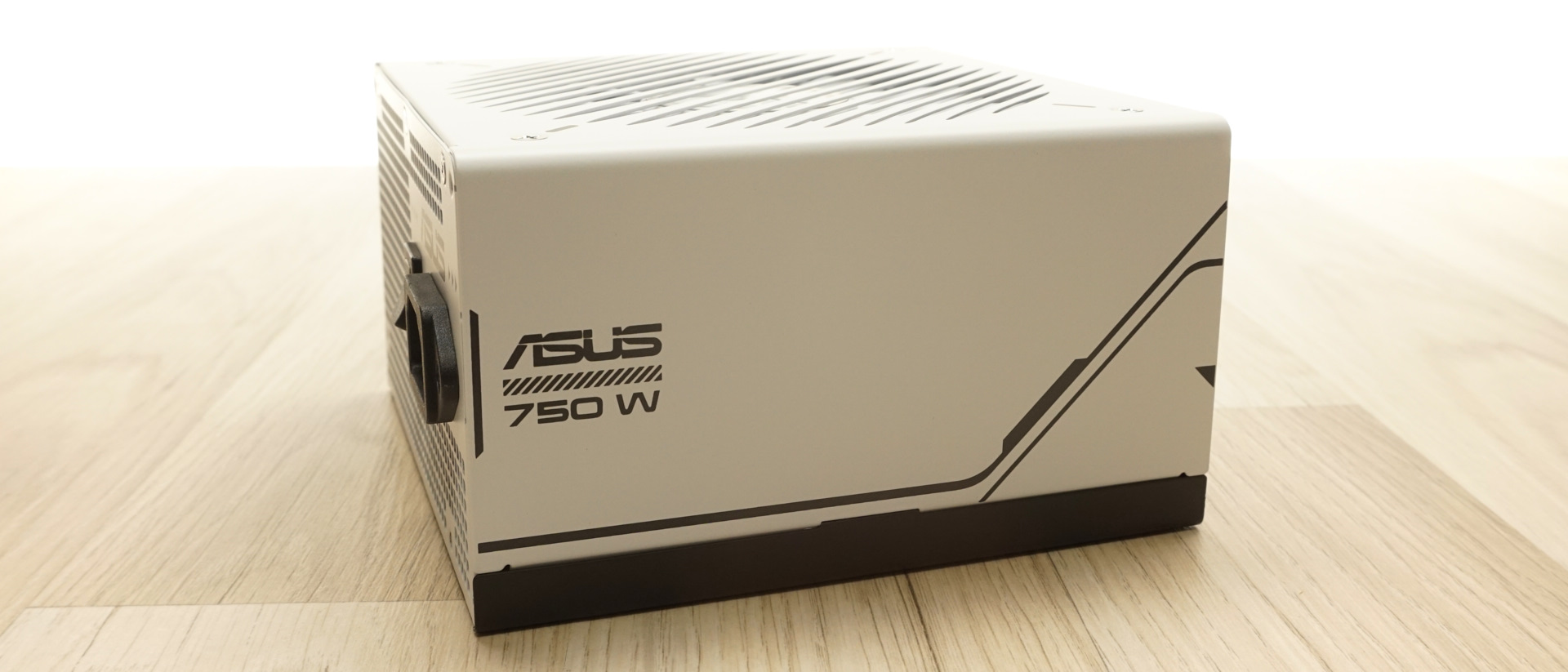 ASUS